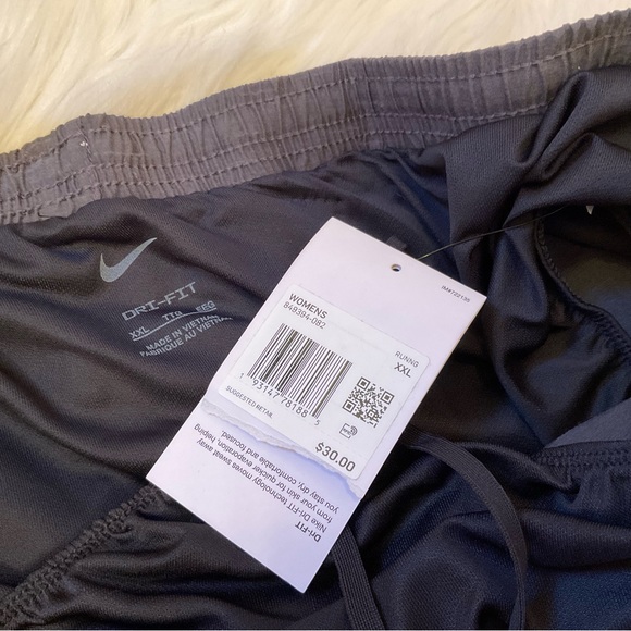 Nike Running Shorts - NWT - Size XXL - Picture 4 of 11